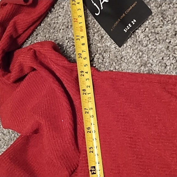 NWT-2 piece rust sweater over cami/skirt combo. - Picture 10 of 16